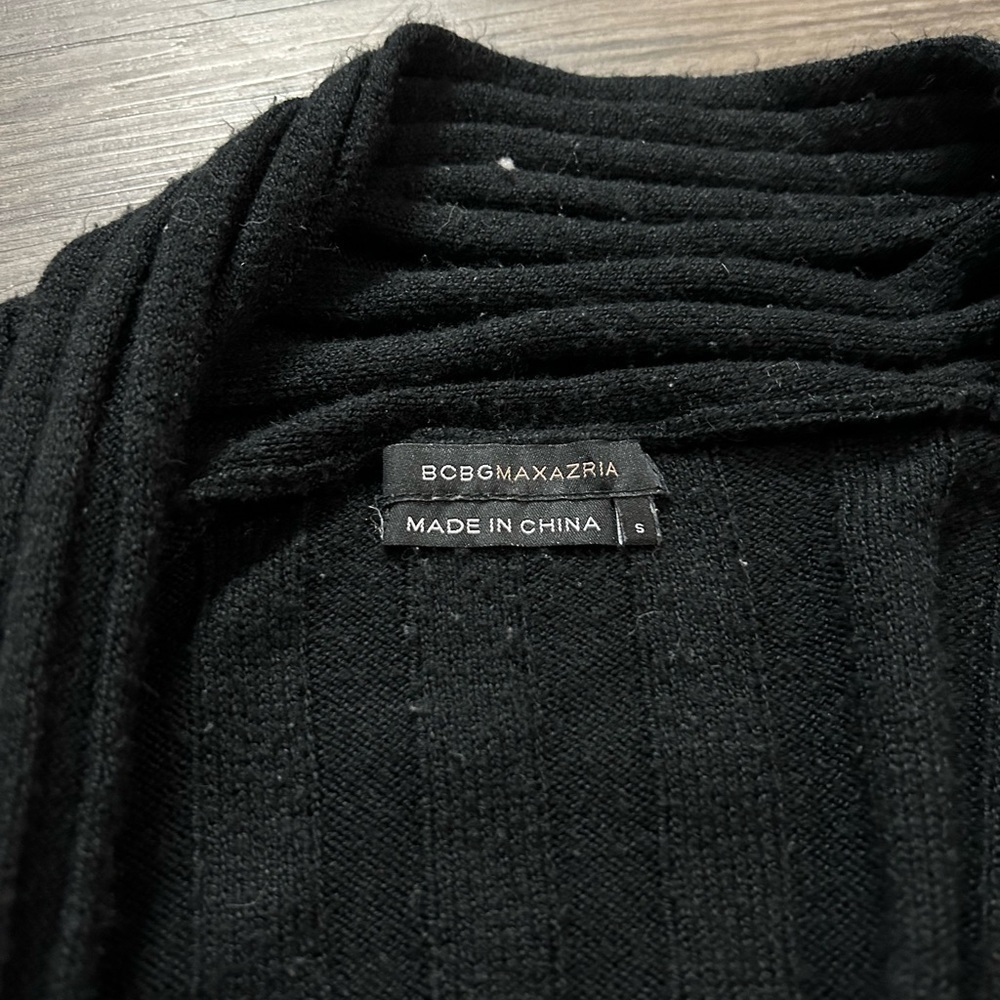 BCBGMAXAZRIA sz Small black cardigan